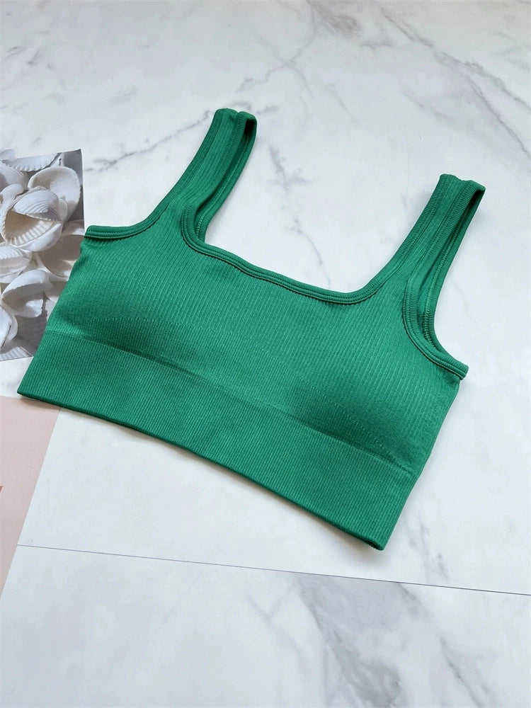 S3a4b7d4057f14566a8e4d27cf2c22c40w