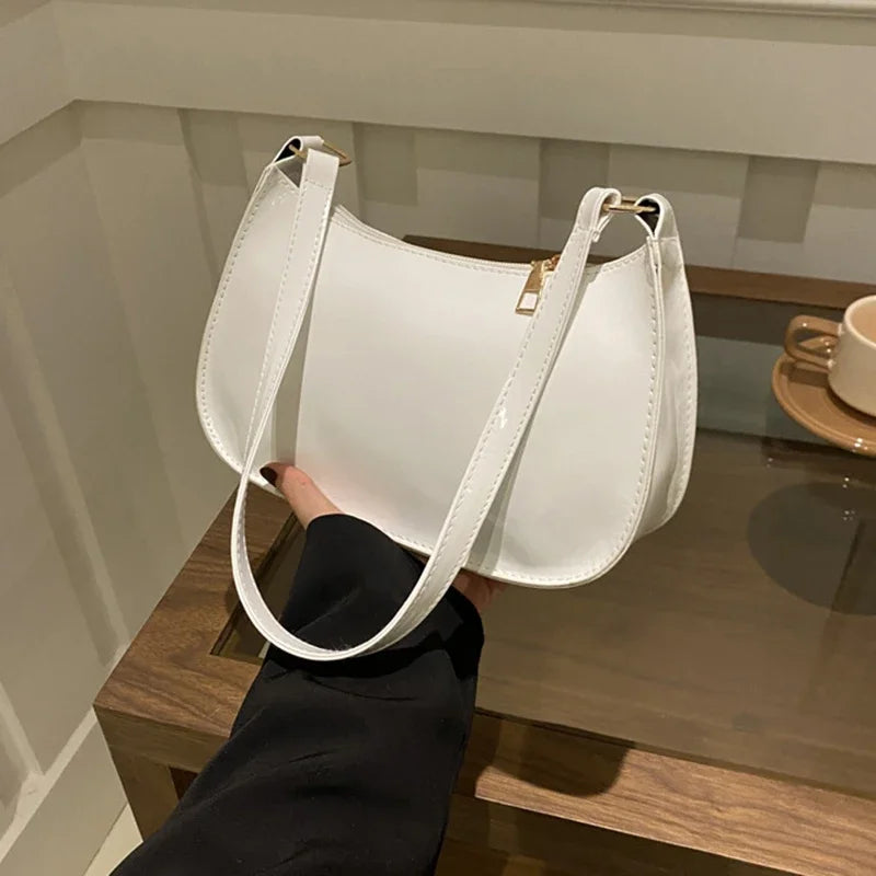 Sda2b7261a0f545ada6568178493bf1adH